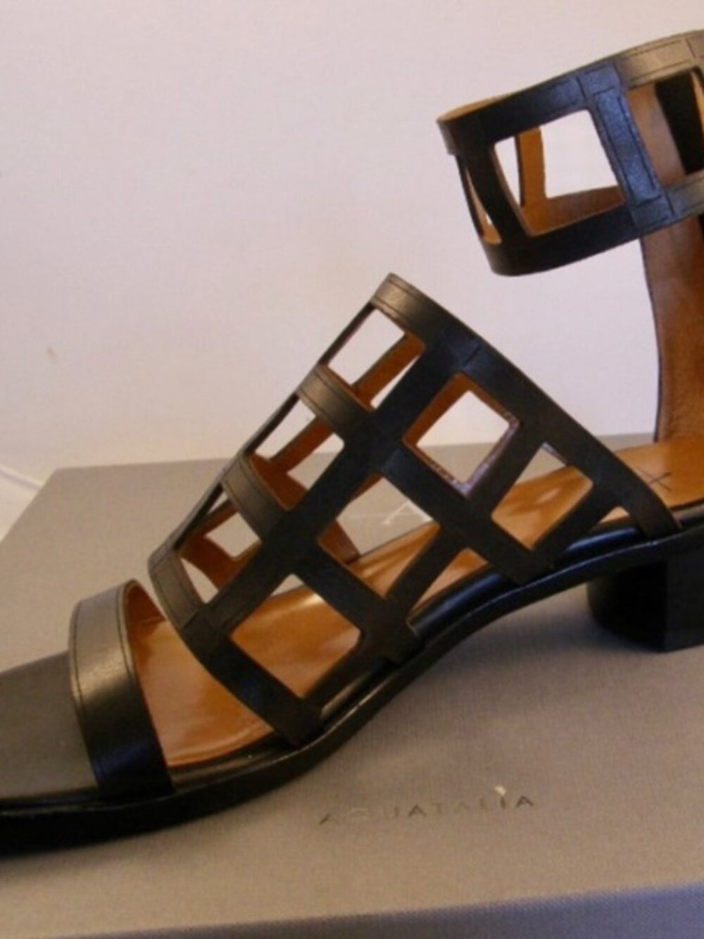 Aquatalia Rhianna Sandals - Black size 9 New without box - Picture 3 of 4
